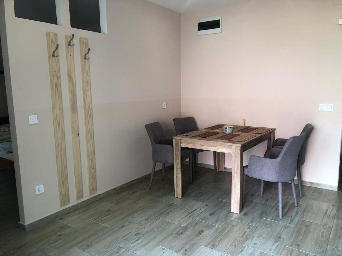 Eddy Apartman Eger Exterior foto